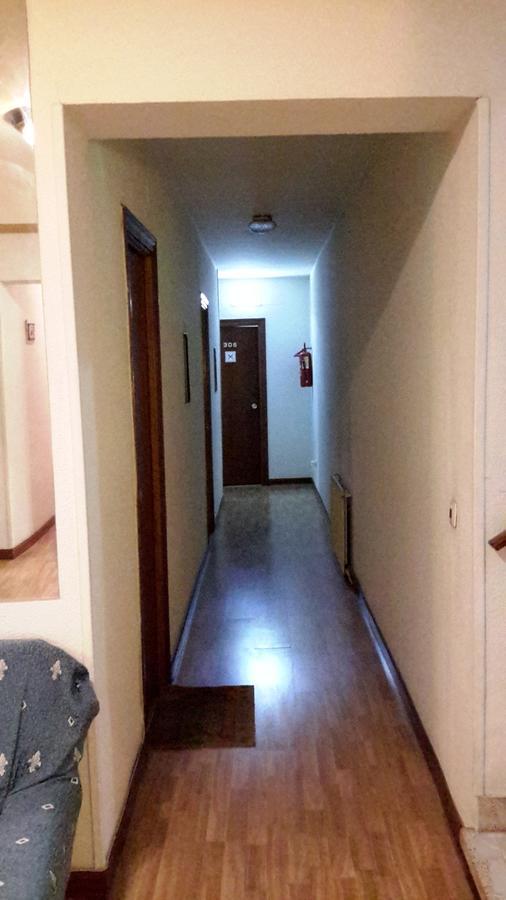 Hostal Rio Parana Madrid Extérieur photo