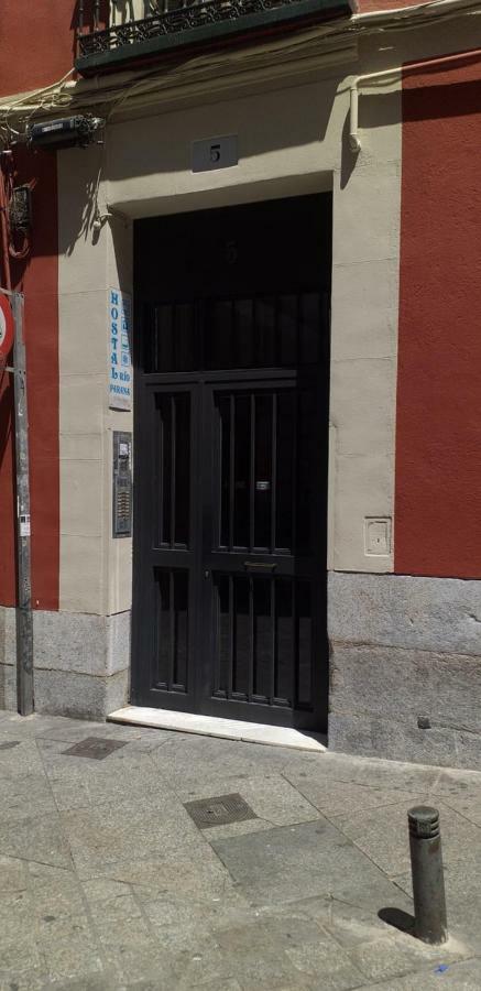 Hostal Rio Parana Madrid Extérieur photo